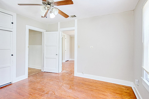 520 Wright Ave (014)