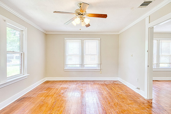 520 Wright Ave (010)
