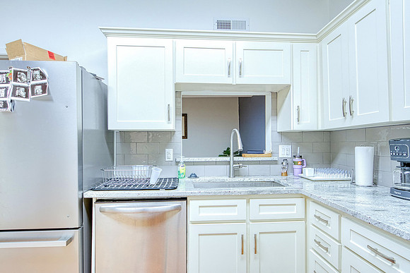3102 Eisenhauer Rd Unit B11 (013)