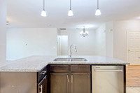 8110 Rosespur Park (013)