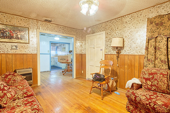 412 Drake Ave (007)