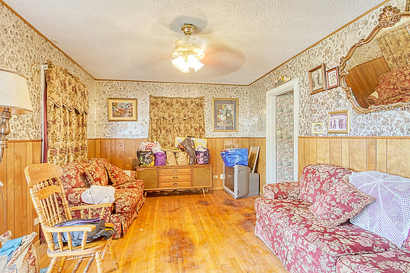 412 Drake Ave (006)