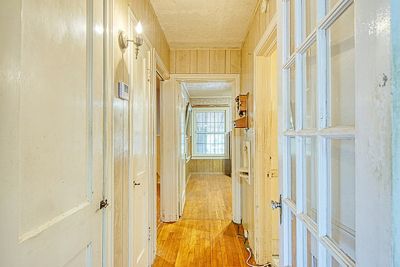 412 Drake Ave (018)