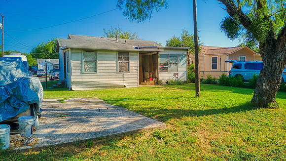 415 W Southcross-MLS (014)