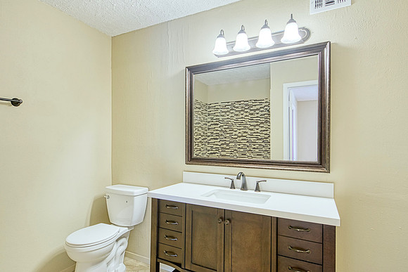 8117 Scottshill (023)