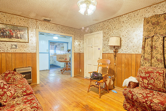 412 Drake Ave (007)