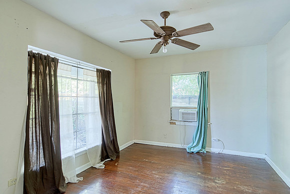 308 Andrews St (018)