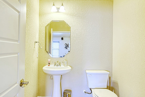 7046 Zuma Beach (027)
