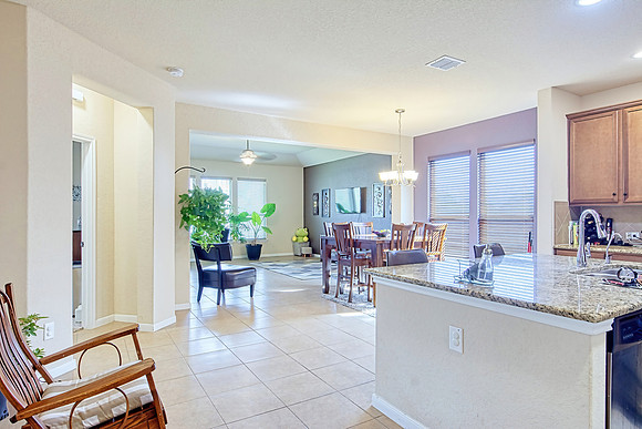 7046 Zuma Beach (006)