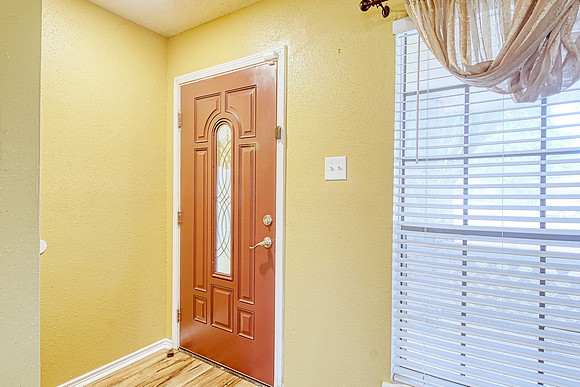 15005 Baycliff (005)