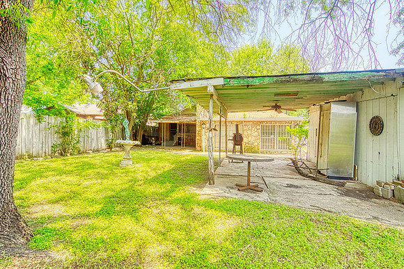 412 Drake Ave (038)