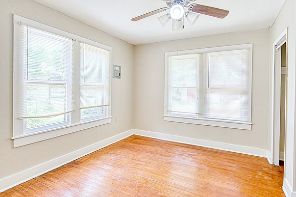 520 Wright Ave (013)