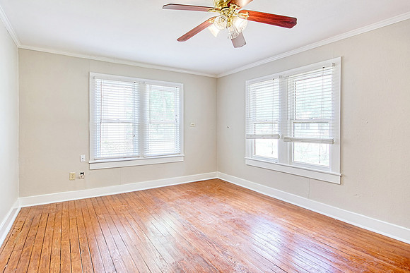 520 Wright Ave (009)