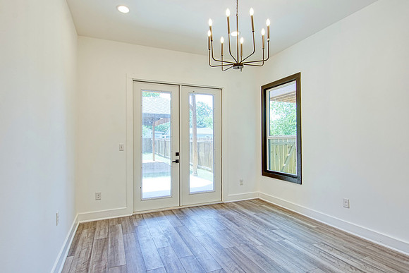 1111 N Palmetto (015)
