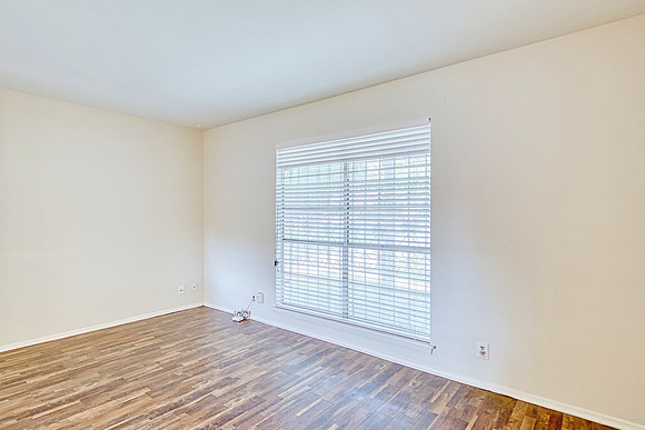 3111 Royalton Drive (012)