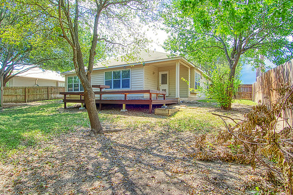8110 Rosespur Park (040)
