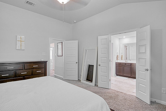 4917 Drovers Path (033)