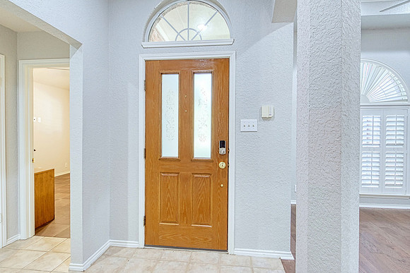 5107 Casbury (006)