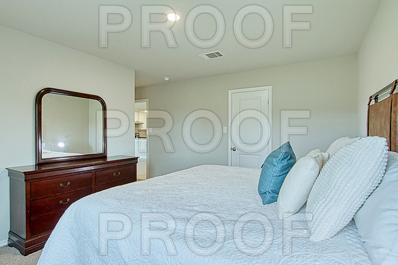 12668 Saverne Way (021)