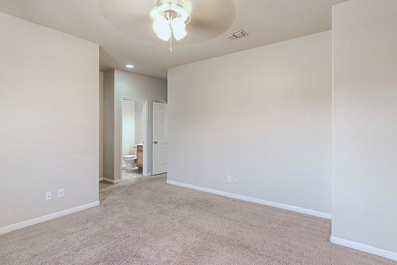 9923 Jon Boat Way (036)