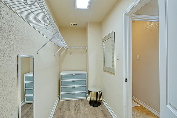 4238 Woodbridge Way (026)