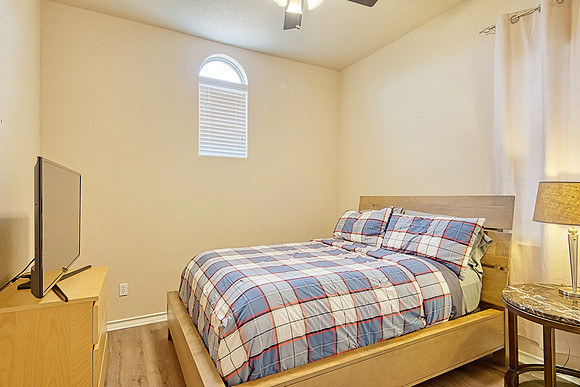 4238 Woodbridge Way (028)