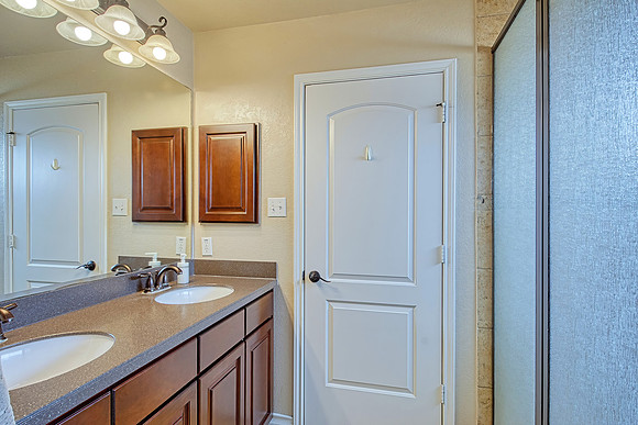 4238 Woodbridge Way (025)