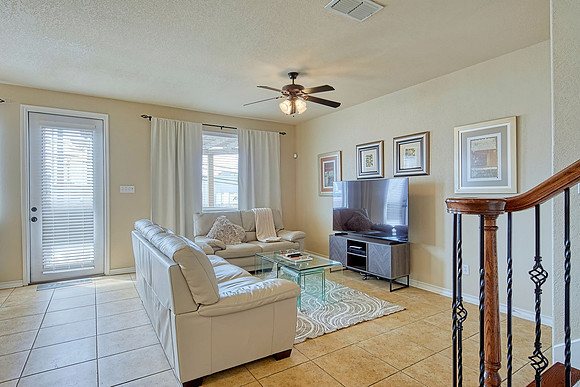 4238 Woodbridge Way (008)_MLS