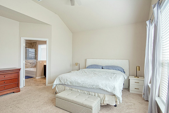 8104 Robin Gate (022)
