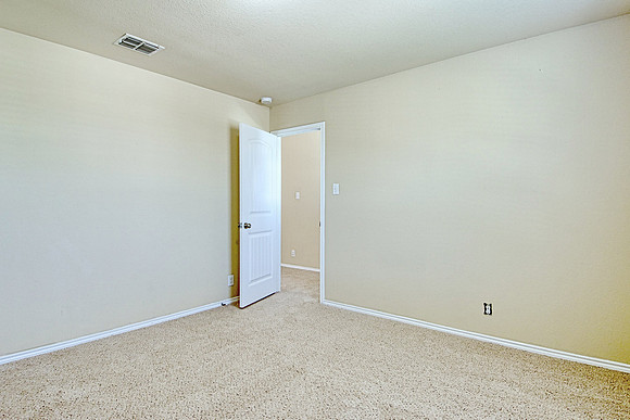 10814 Arkey Ave (039)