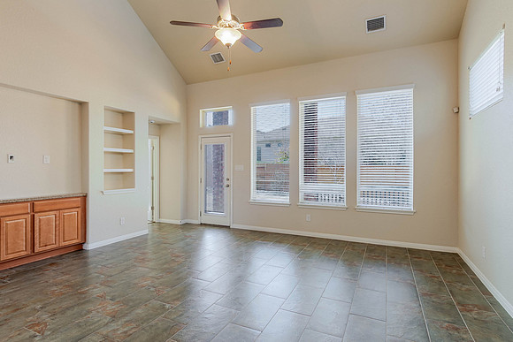 9923 Jon Boat Way (019)