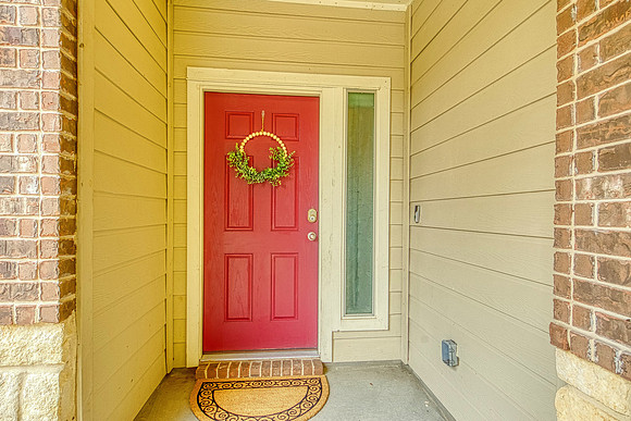 213 Dove Hill (004)