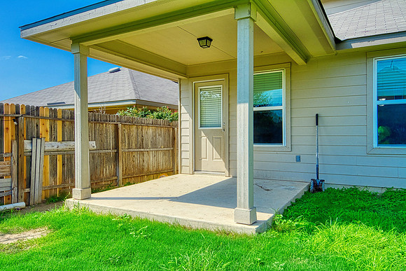 10814 Arkey Ave (041)