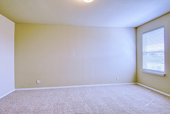 10814 Arkey Ave (033)