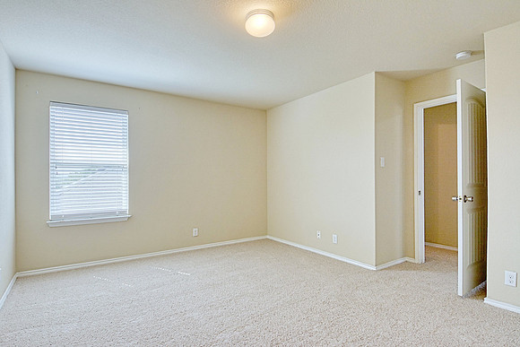 10814 Arkey Ave (034)