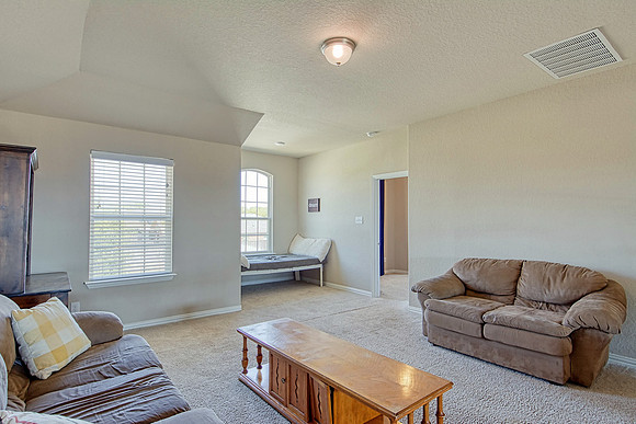 8104 Robin Gate (027)