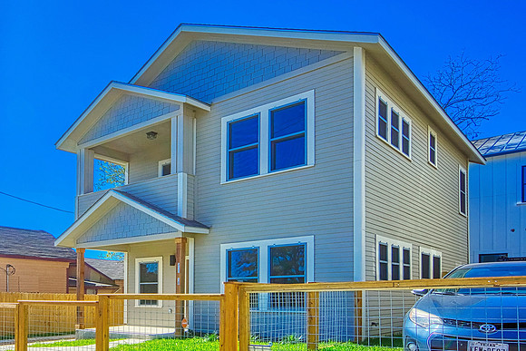 311 North Pine St (004)