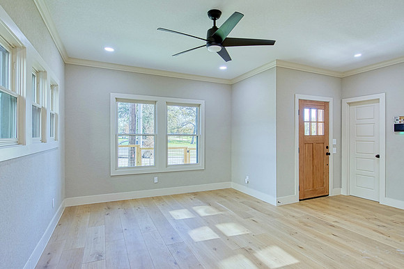 311 North Pine St (008)