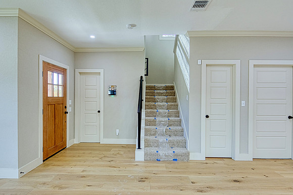 311 North Pine St (010)