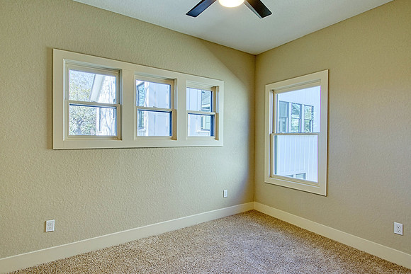 311 North Pine St (024)