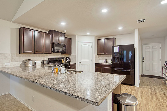 5822 Brook Prairie (004)