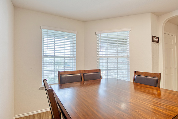 5822 Brook Prairie (008)