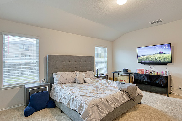 5822 Brook Prairie (027)