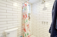 715 E Mistletoe (016)