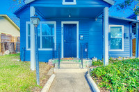 715 E Mistletoe-MLS (003)