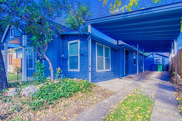 715 E Mistletoe (025)