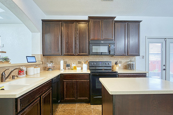 8222 Grissom Pass-MLS (017)