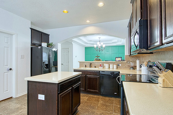 8222 Grissom Pass (016)