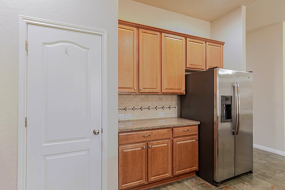 9923 Jon Boat Way (011)