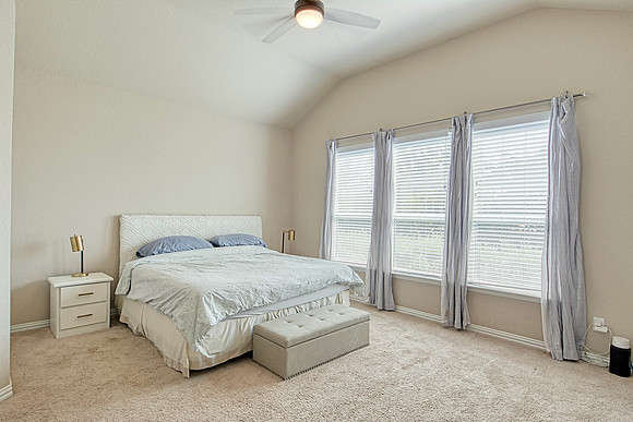 8104 Robin Gate (021)